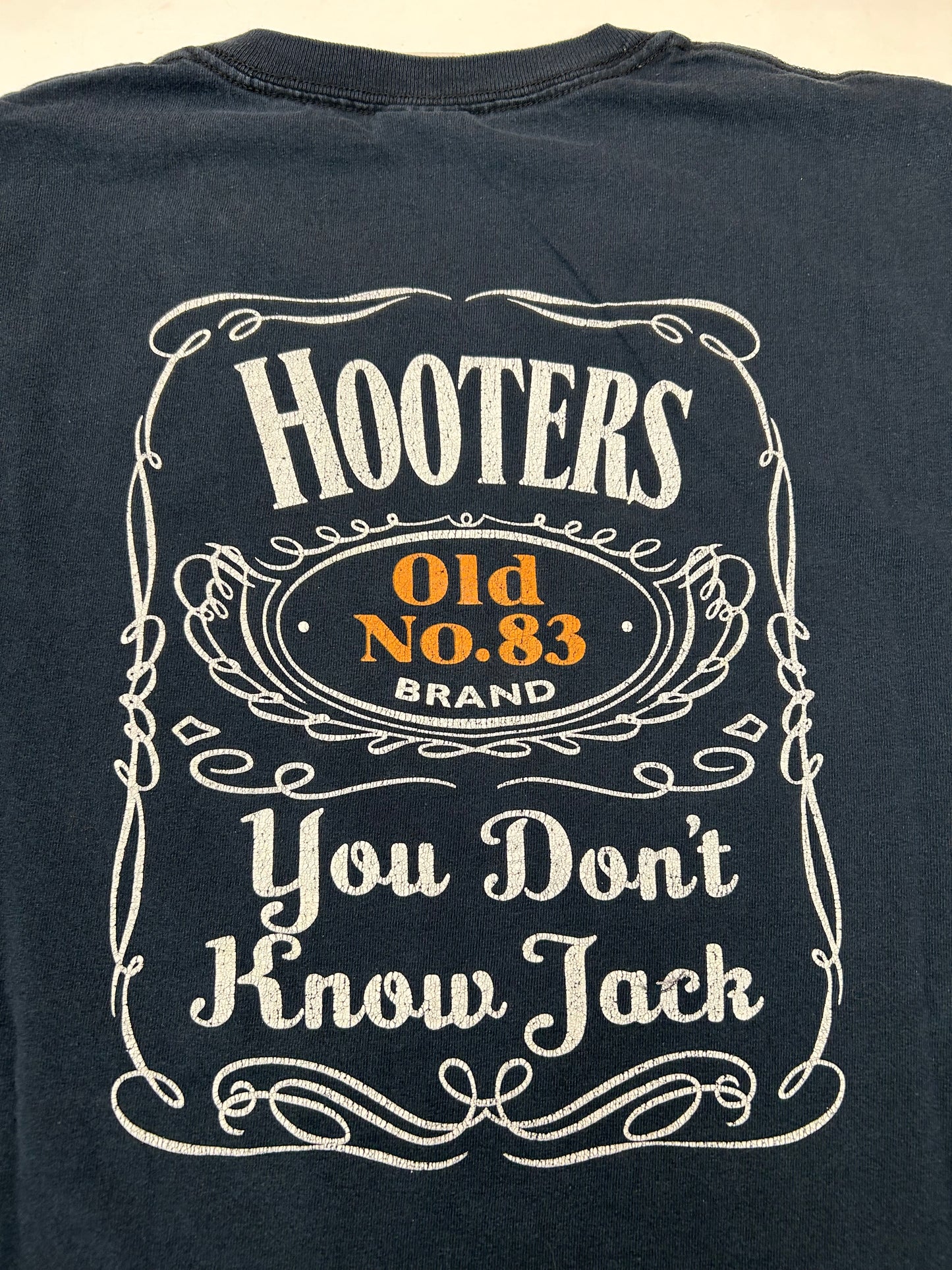 Vintage 2000s Hooters Tampa You Don’t Know Jack Restaurant Jack Daniels Graphic Tee Faded Worn In Worn Large 22.25x28 Inches