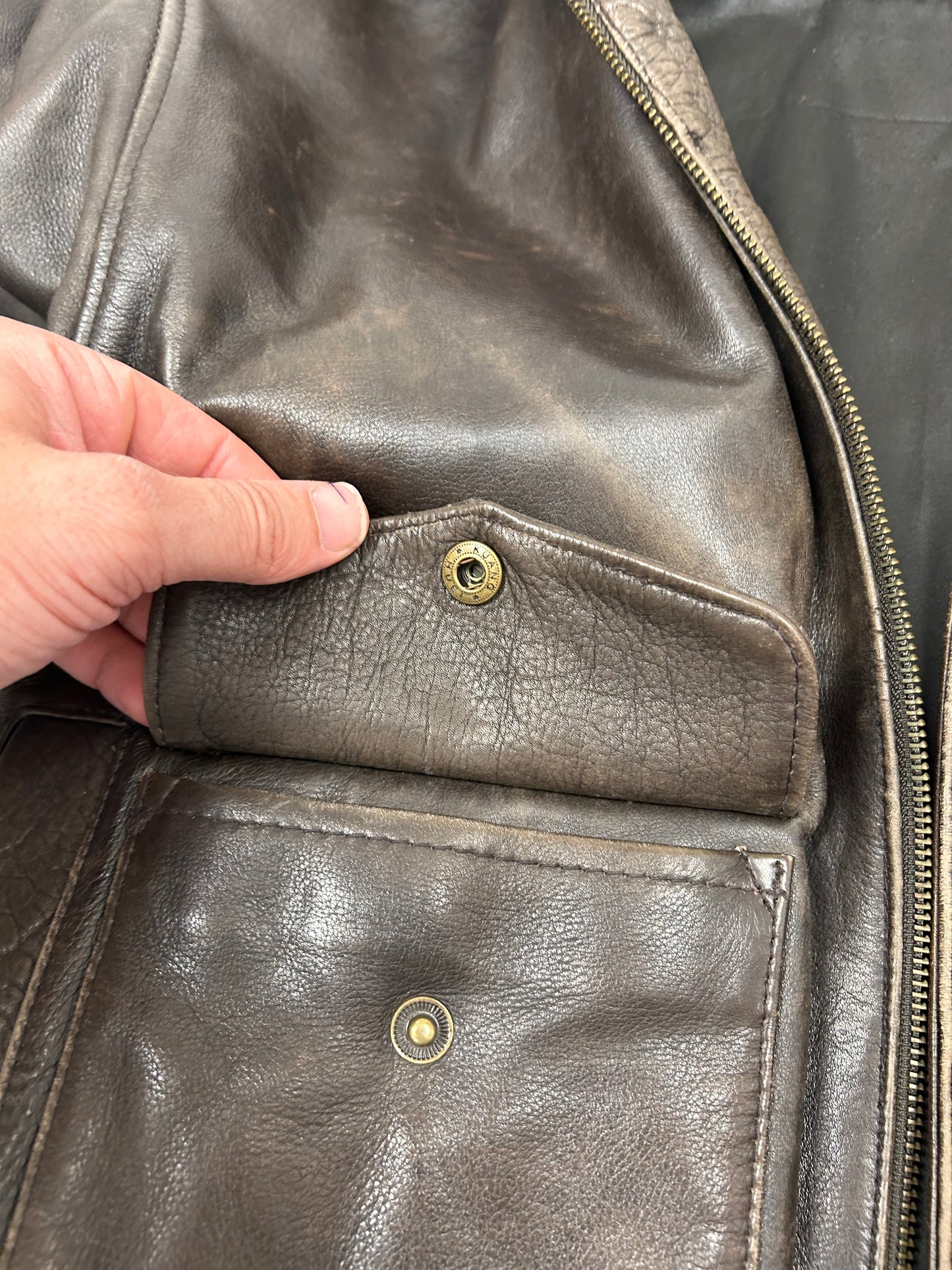 Vintage 90s The Axiom Traditional Leather Pete’s Wicked Ale Leather Jacket Beer Brewery Medium 25x28 Inches