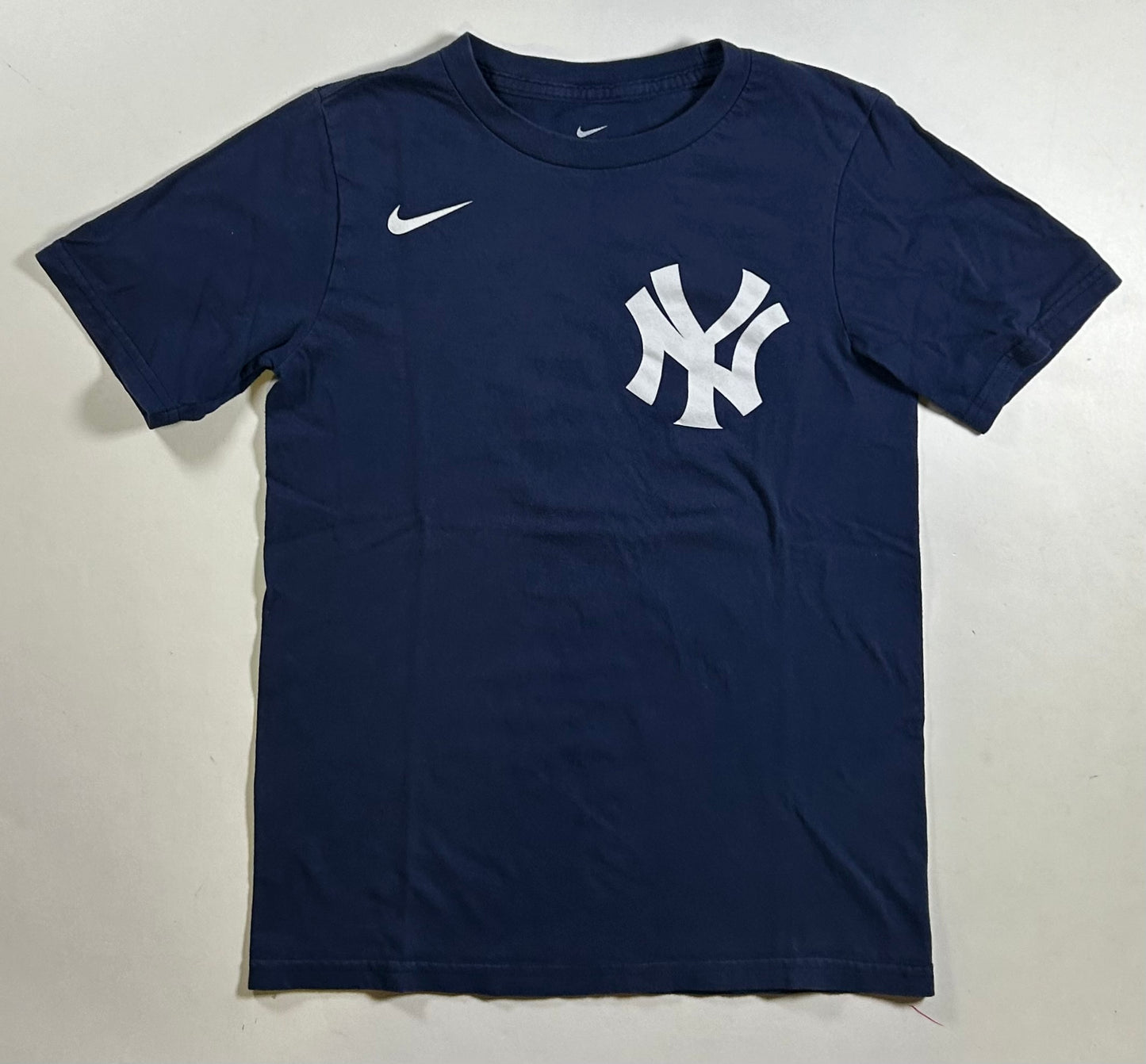 Nike New York Yankees Anthony Volpe #11 MLB Player Tee Navy Youth Medium 10/12 15.75x22.75 Inches