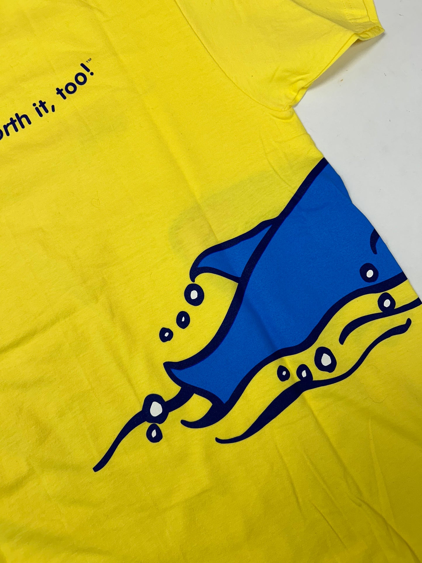 Vintage L’Oréal Kids Because We’re Worth It, Too! Soap Promo Shark Tee Yellow Large 21.5x29 Inches