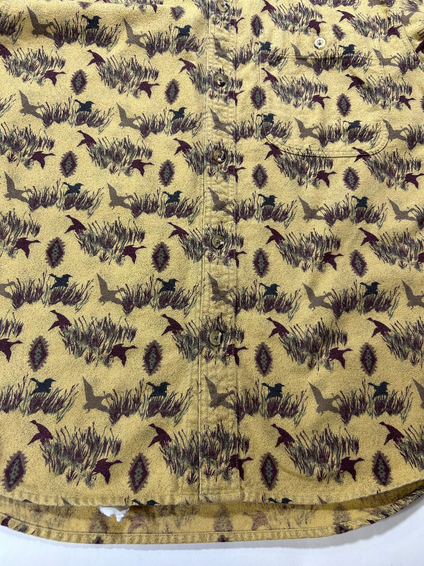 Vintage Cabelas Geese Hunting All Over Print Button Shirt Medium 22.5x30.25/31.25 Inches