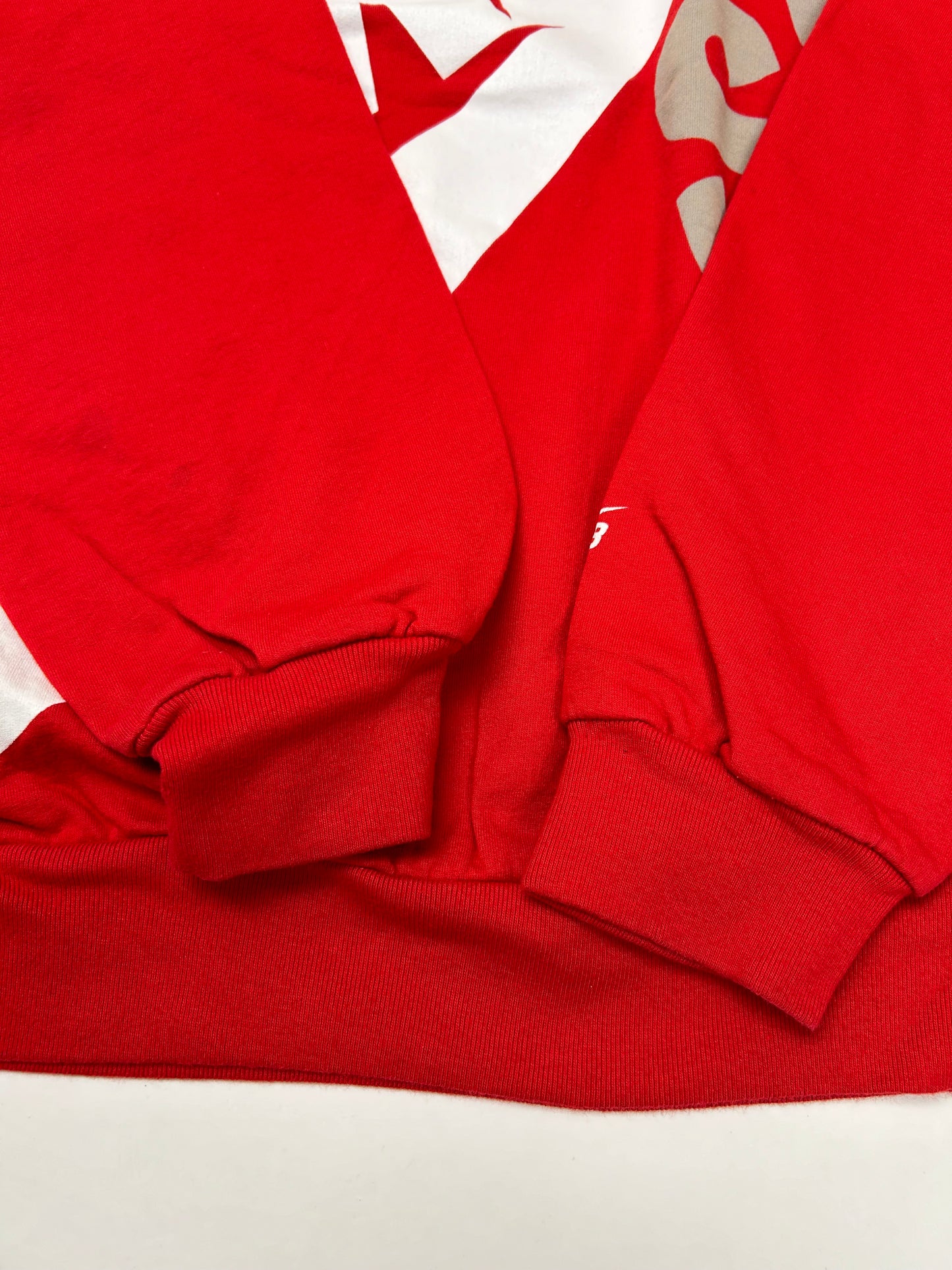 Nike SB Skateboard Crewneck Sweatshirt Made In USA Large/Medium Fit 23.5x27 Inches