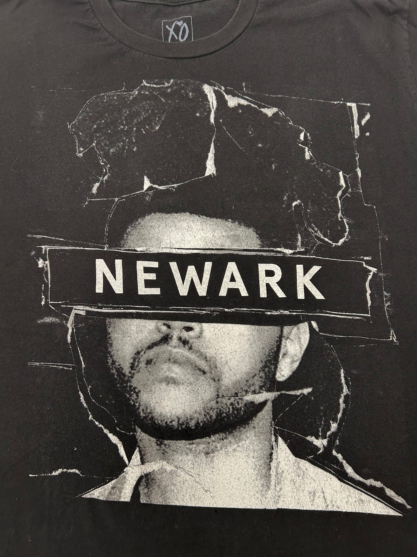 The Weeknd 2015 Fall “The Madness” Tour Newark New Jersey Concert Shirt Large 21.5x27.5 Inches