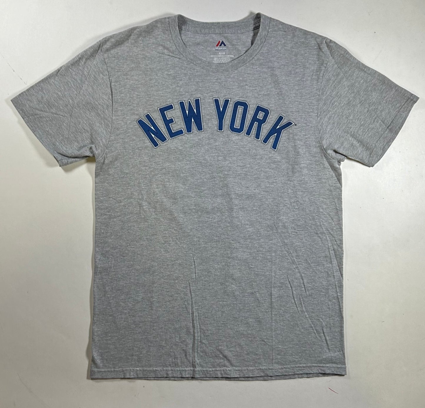 Majestic New York Yankees Aaron Judge #99 MLB Player Tee Medium 19.75x28.5 Inches Gray