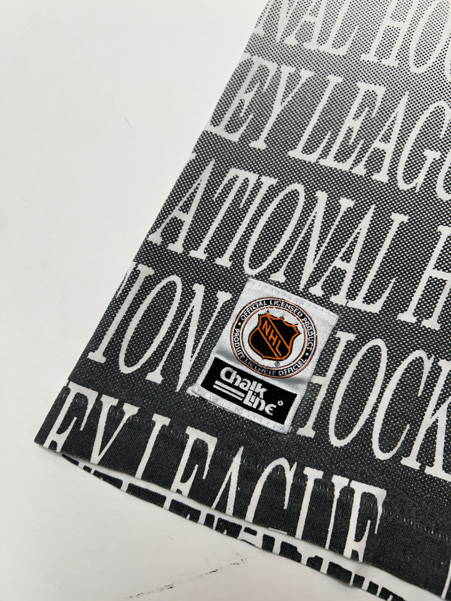 Vintage Chalk Line Pittsburgh Penguins NHL Shirt Boxy Largeish Fit 22.25x26.75 Inches