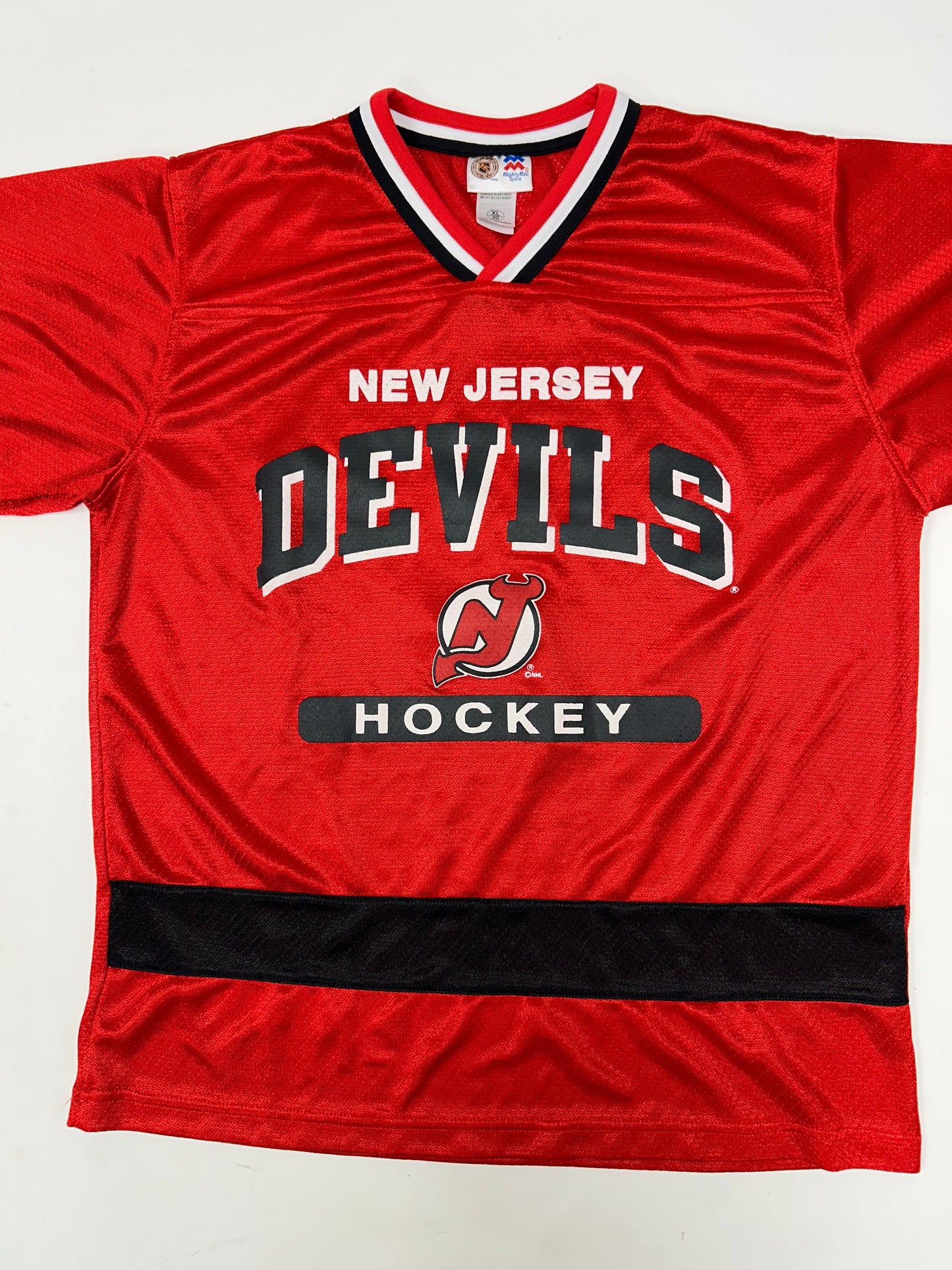 Vintage MightyMac Sports New Jersey Devils Jersey Style Shirt Tagged Youth XL Fits Adult Small 21.5x27 Inches