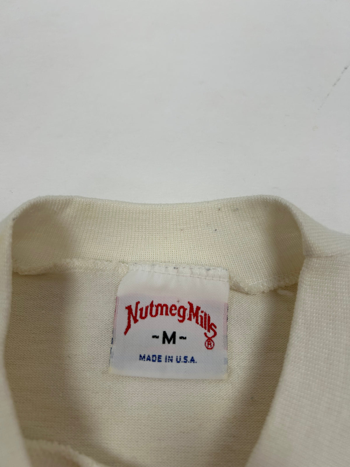 Vintage Minnesota Vikings NFL Nutmeg Mills T-shirt Medium 21.5x28.25/30 Inch 80s