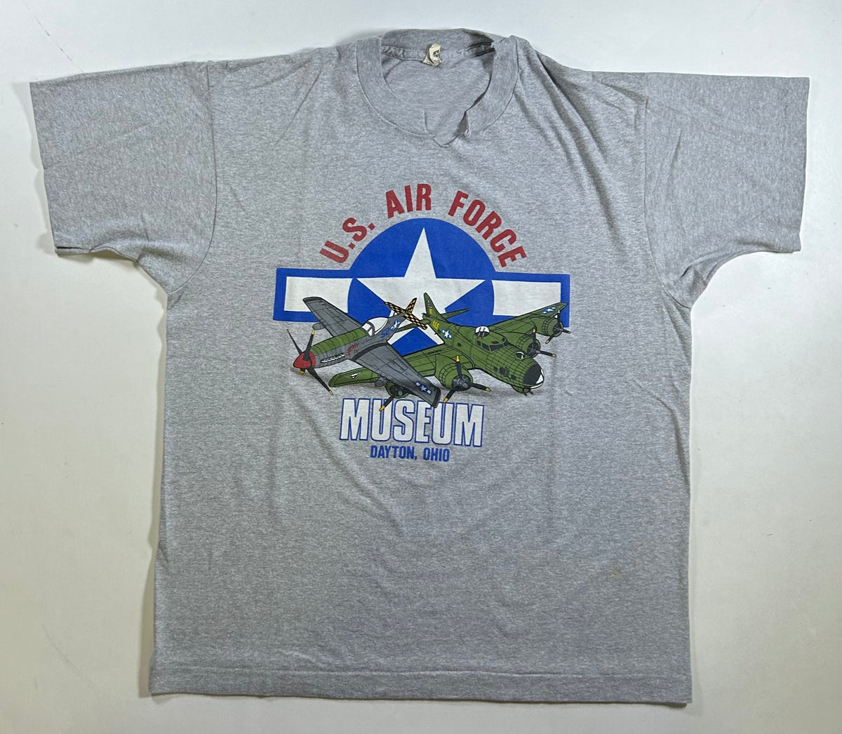 Vintage U.S. Air Force Museum Dayton, Ohio Tee V-Neck Cut Large Fit 21.75x27.25 Inches