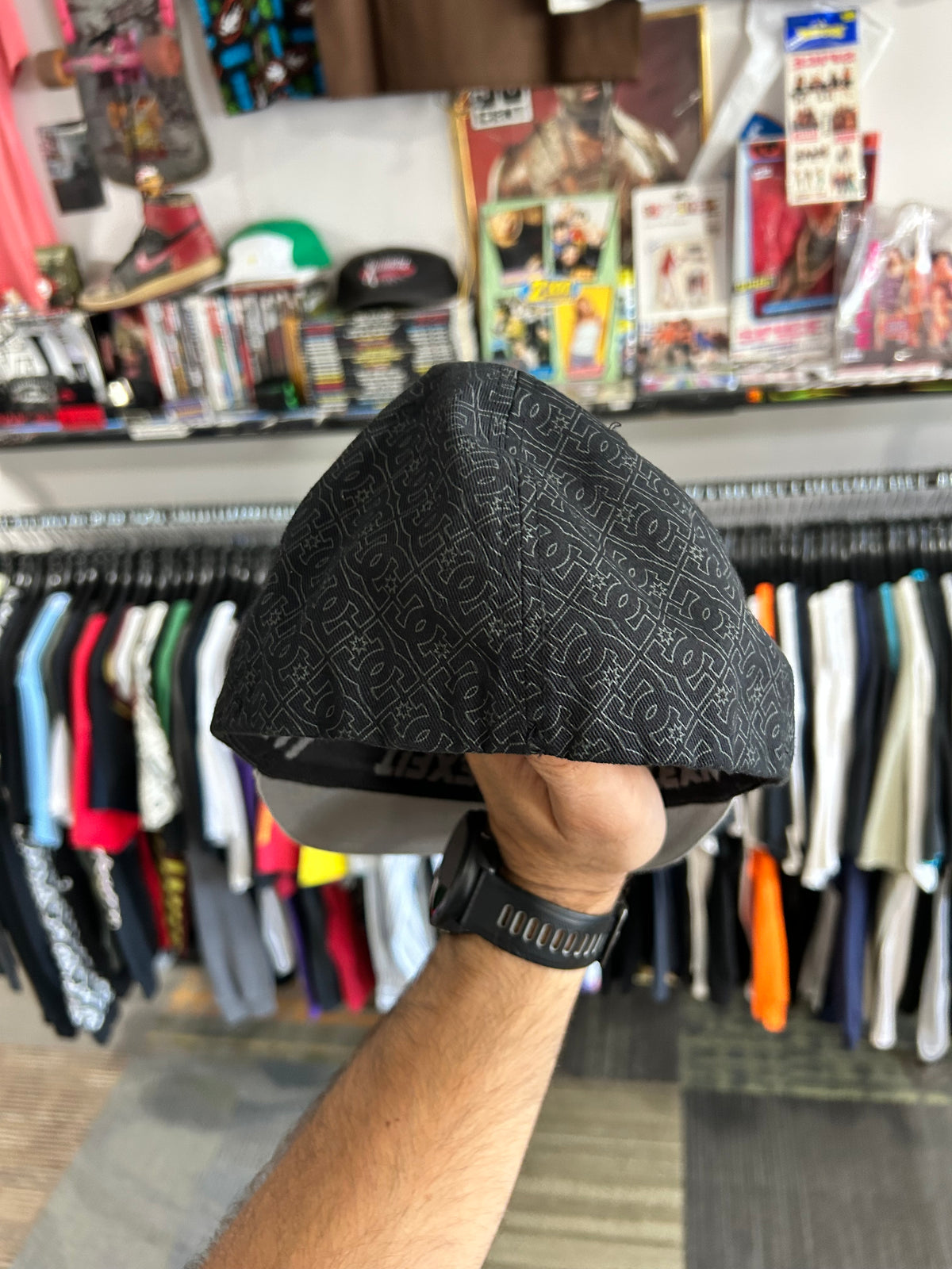 Vintage 2000s DC Shoes All Over Repeat Logo FlexFit Hat Small/Medium Fit