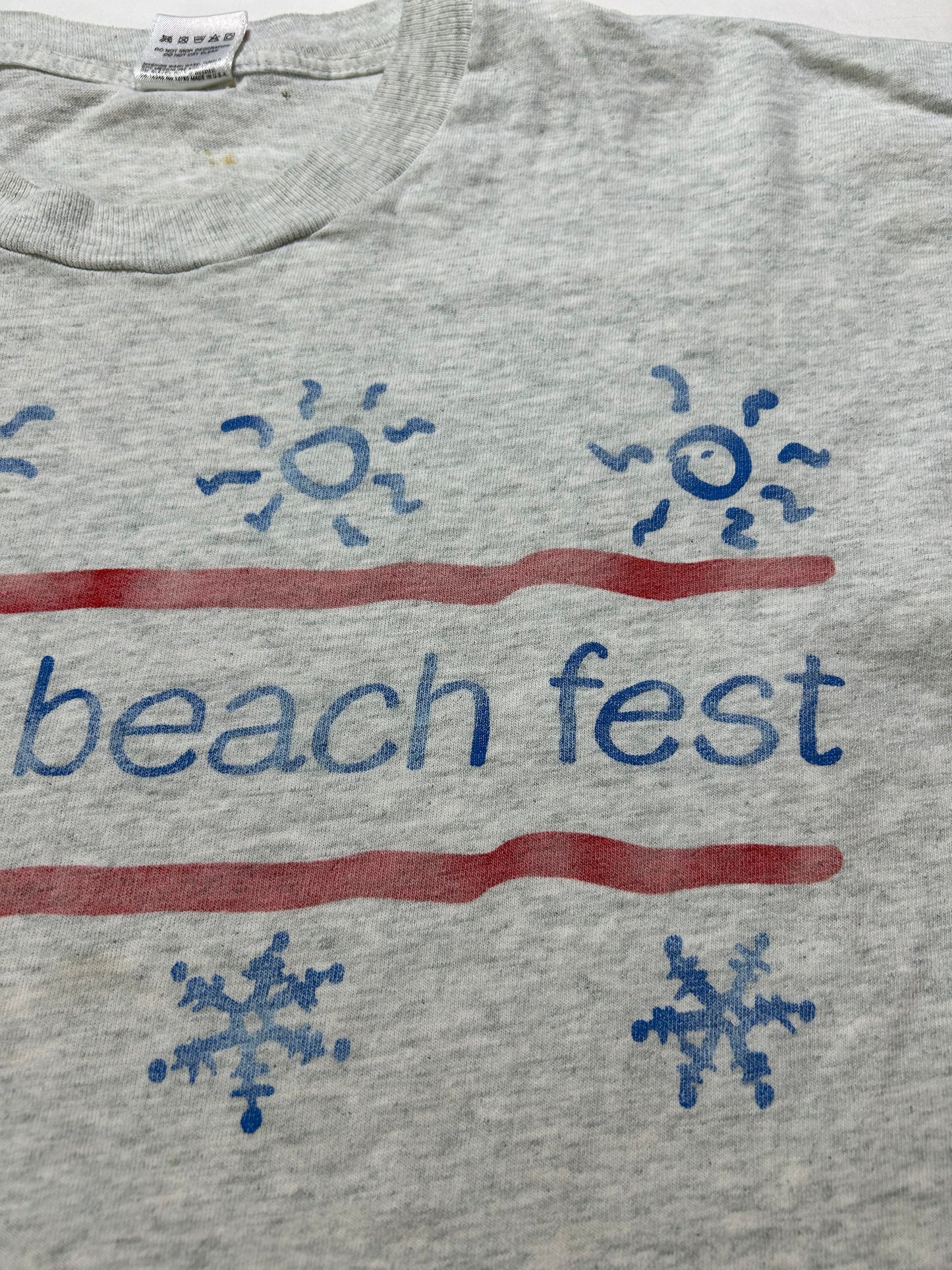 Vintage 1993 The Evian Indoor Pro Beach Volleyball A Winter Beach Fest Madison Square Garden Promo Tee Large 21.5x27.25 Inches As Is Worn In