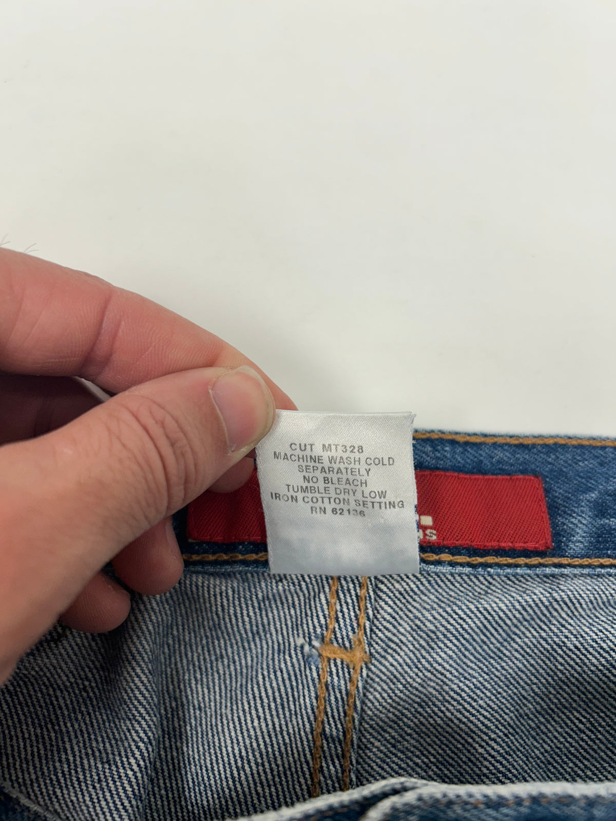 Guess Men’s Workwear D67-62W Carpenter Jeans Baggy Loose Fit Tagged 32 16x44.75 Inches
