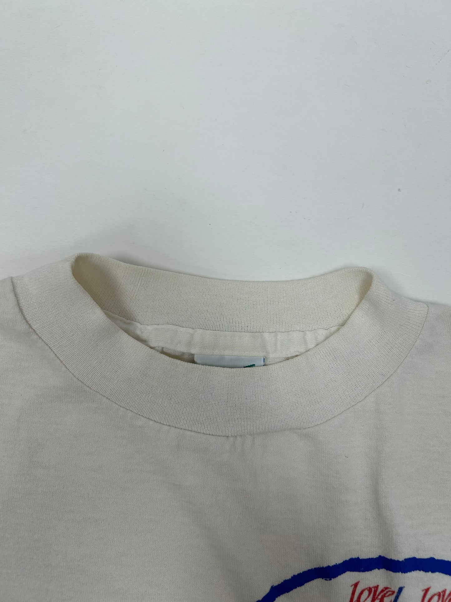 Vintage 90s Love USA 25 Postage Stamps T-Shirt Single Stitch Made in USA M/L Fit 20.75x26.25 Inches