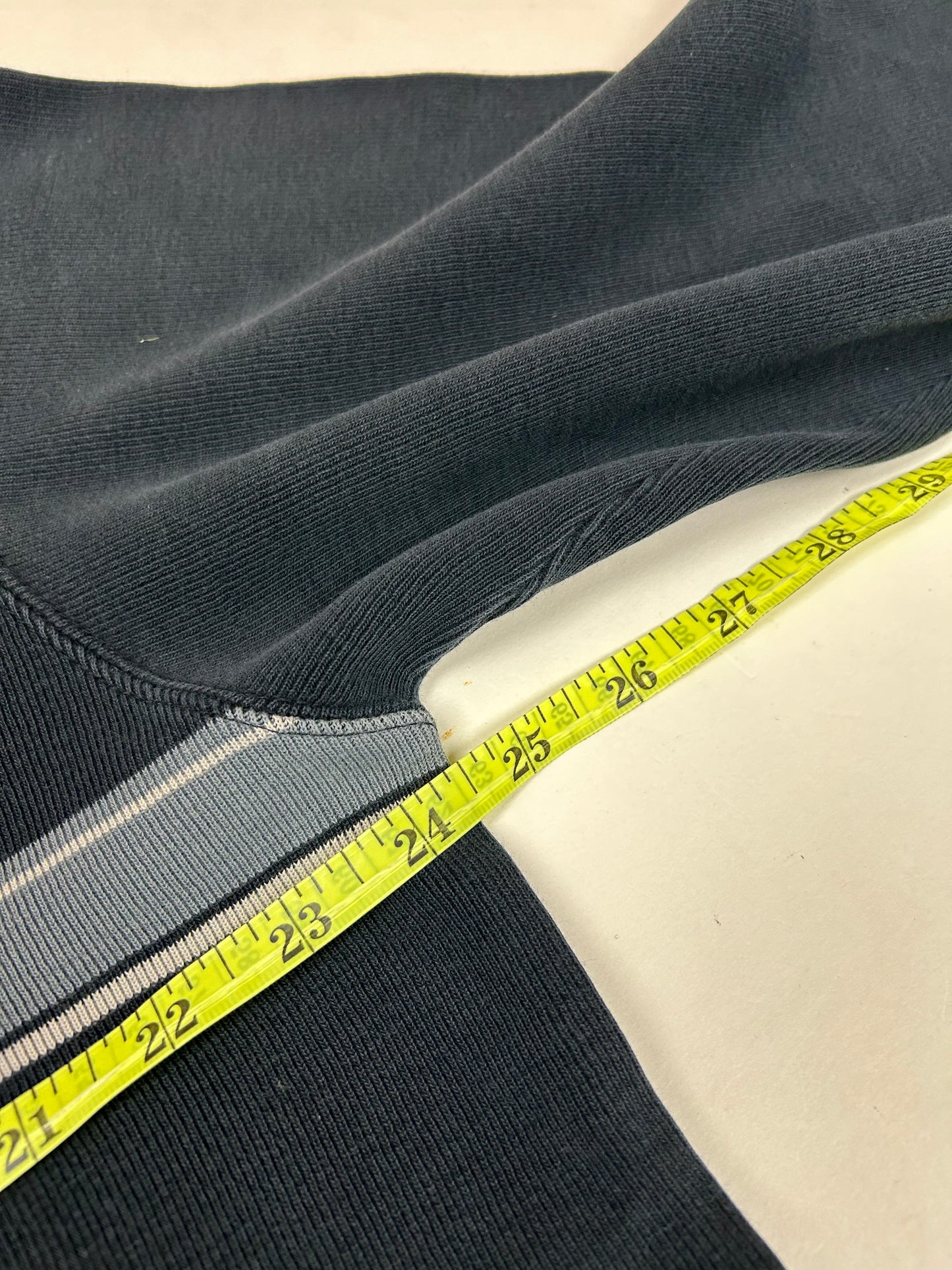 Vintage Quiksilver Thermal Long Sleeve Shirt Medium/Large Fit 24.25x27.5 Inches