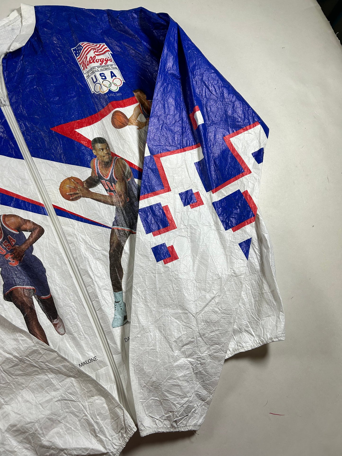 Vintage 1992 Barcelona Olympic Basketball Dream Team Jacket  Kellogg's Tyvek Size Large 25.75x27.25 Inches