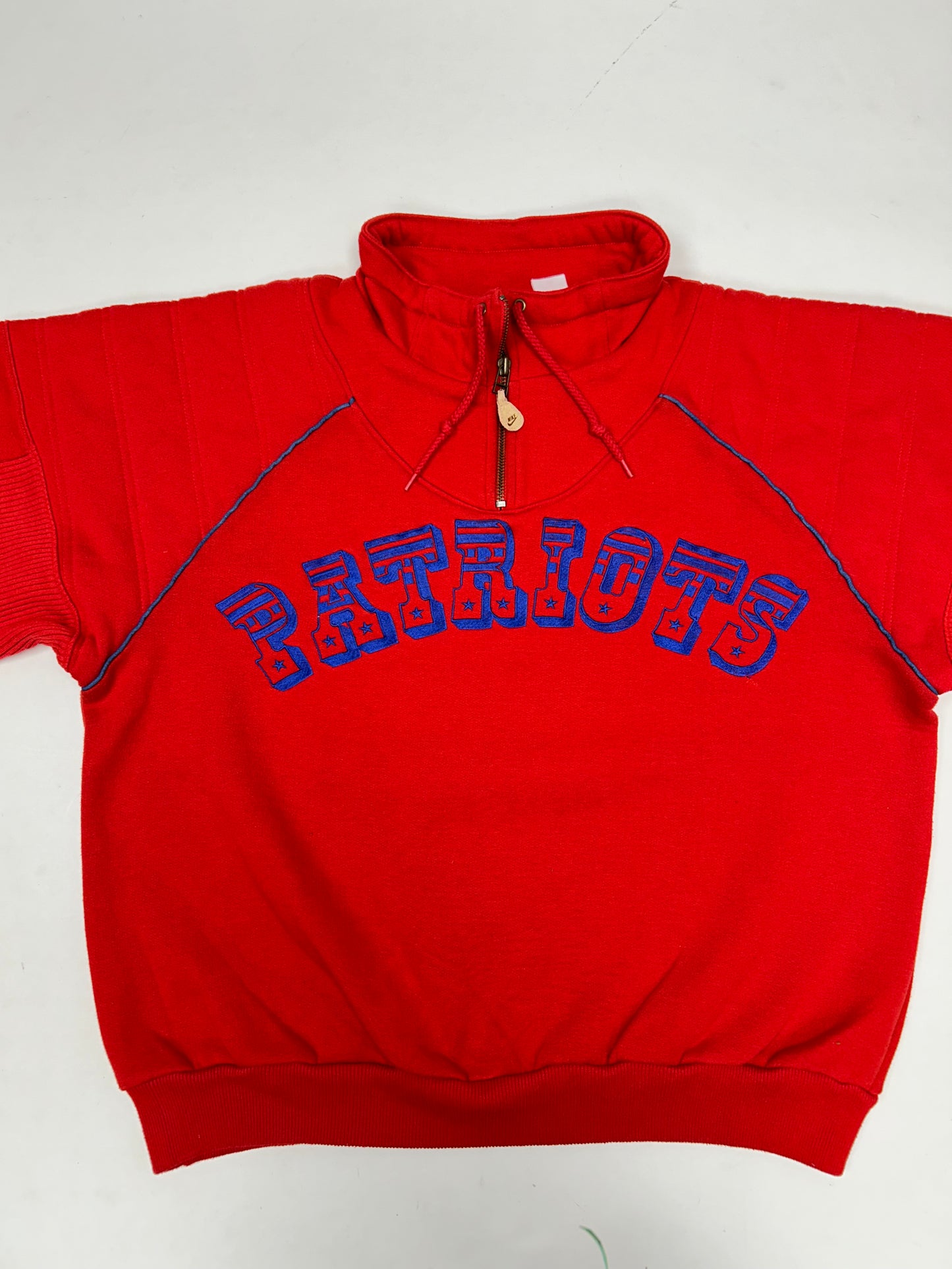 Vintage New England Patriots NFL Nike 1/4 Zip Pullover Sweatshirt Tagged Medium 24.5x25 Inches 80s