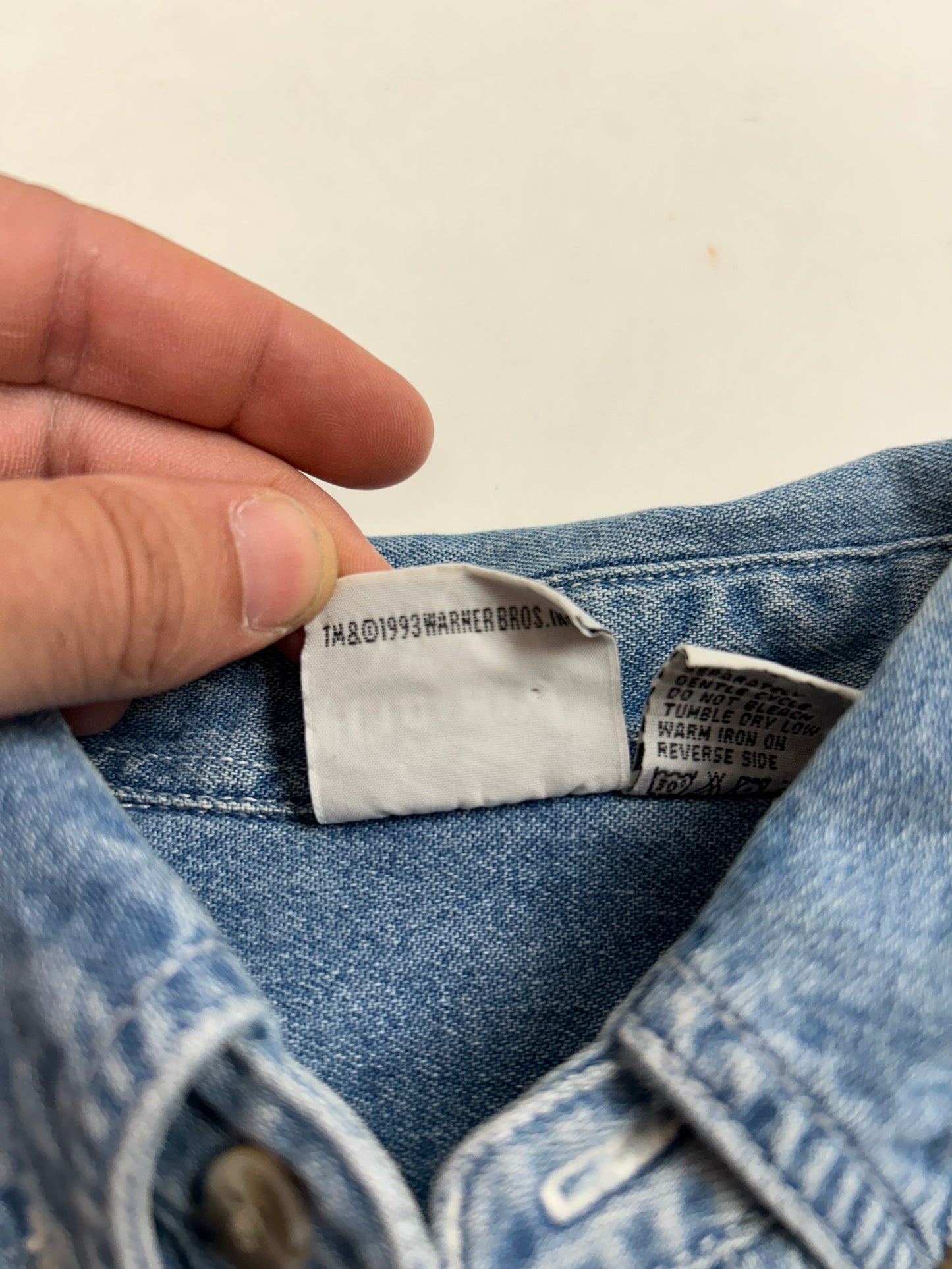 Vintage 1993 Acme Clothing Co. Warner Bros Football Embroidered Logo Denim Button Up Shirt Medium 23.75x30.75 Inches