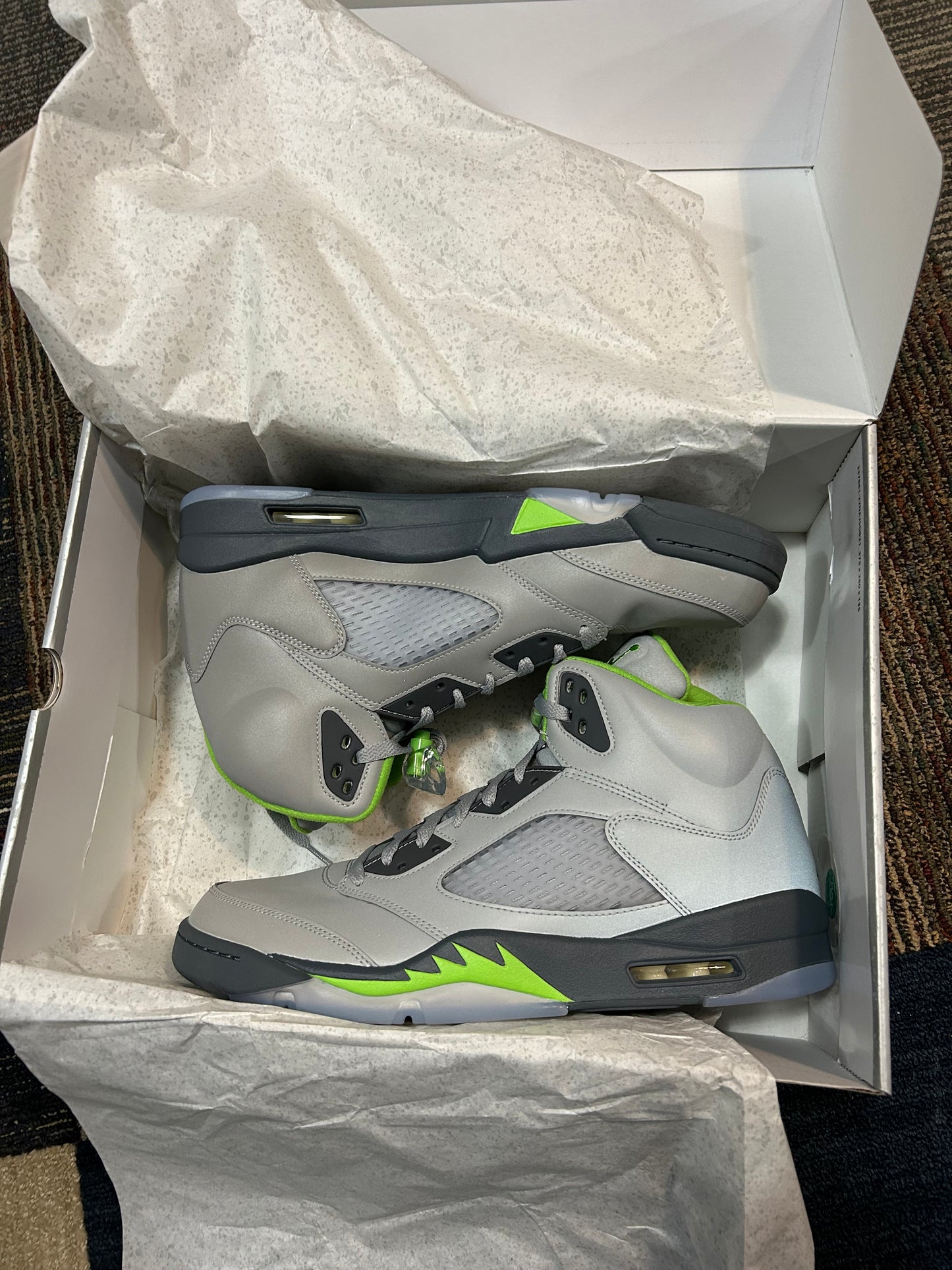 2022 Nike Air Jordan 5 Retro Green Bean 3M Size 13 DS Brand New