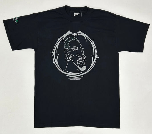 Vintage Dennis Rodman MTV World Tour 1996 Promo Tee Large 21.25x29.75 Black Shirt