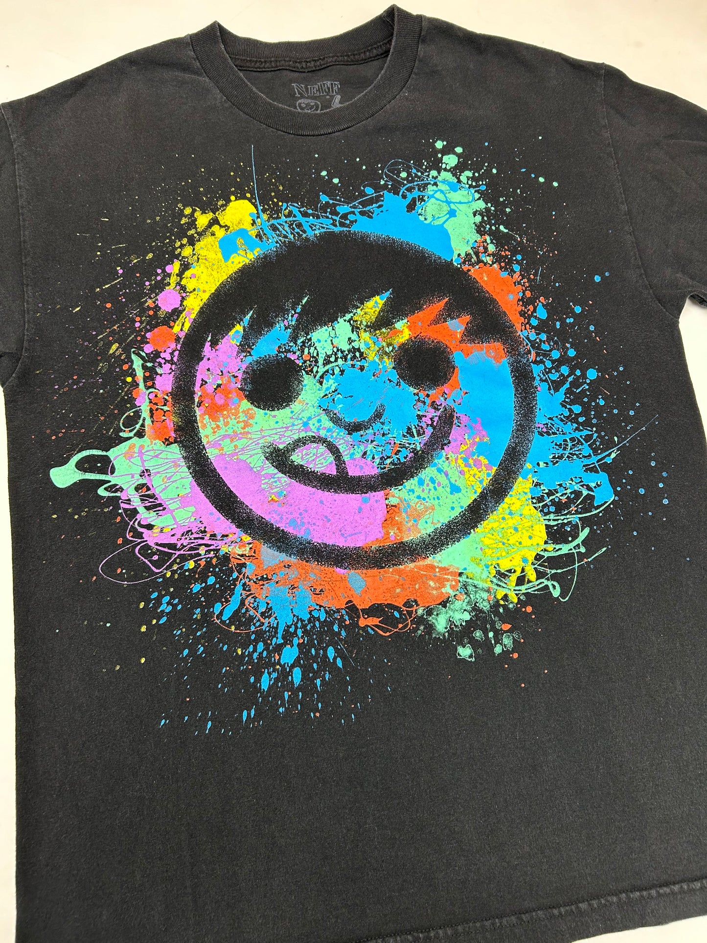 Vintage 00s NEFF Face Paint Splatter Tee Large 21.5x30 Inches