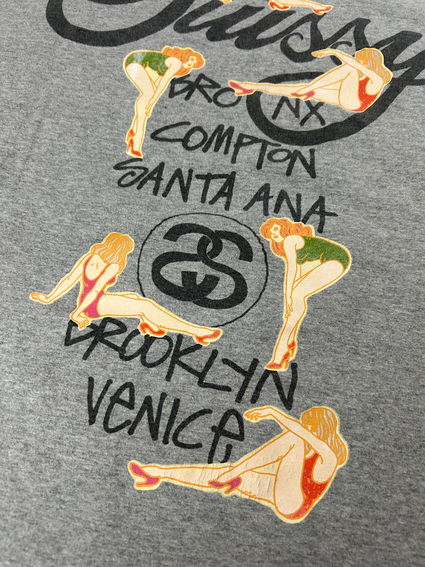 Stussy Worldwide Girls Graphic Pin Up Girls Graphic T-shirt Men Large 22.5x29.75 Inches Stüssy Gray 2000s