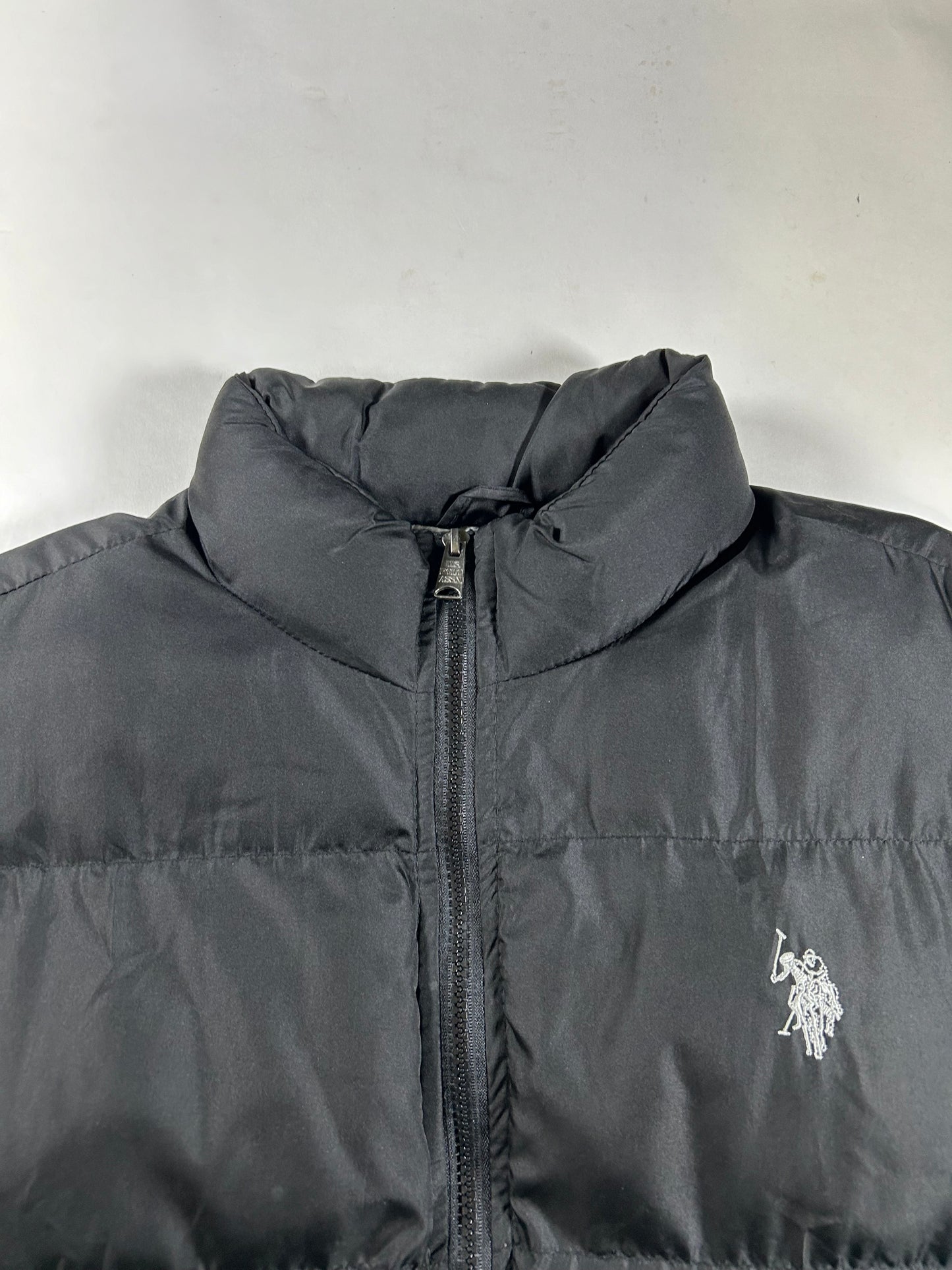 US Polo Assn Men’s Full Zip Puffer Vest Black Lined With Pockets Size XL 26.25x28.5 Inches