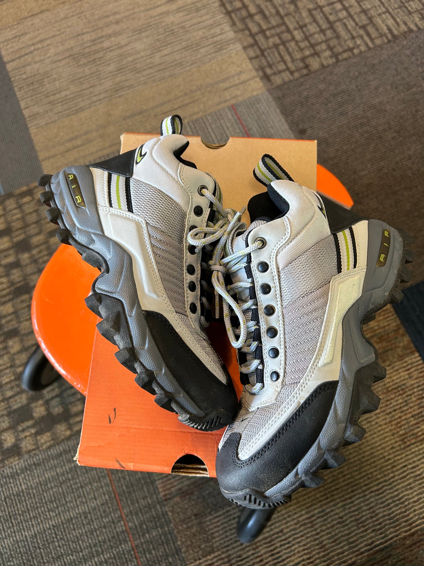 Vintage 2001 Nike ACG WMNS Air Trio Mid Used In Good Condition With Box Women’s 7 Wear At Your Own Risk