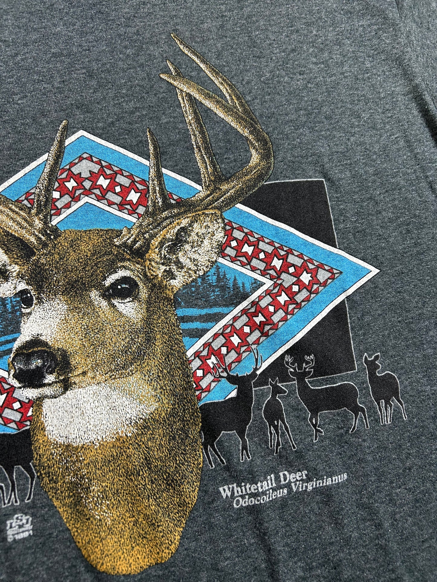 Vintage Jerzees 1991 Whitetail Deer Odocoileus Virginianus Animal Graphic Tee Large/Medium 21x27 Inches