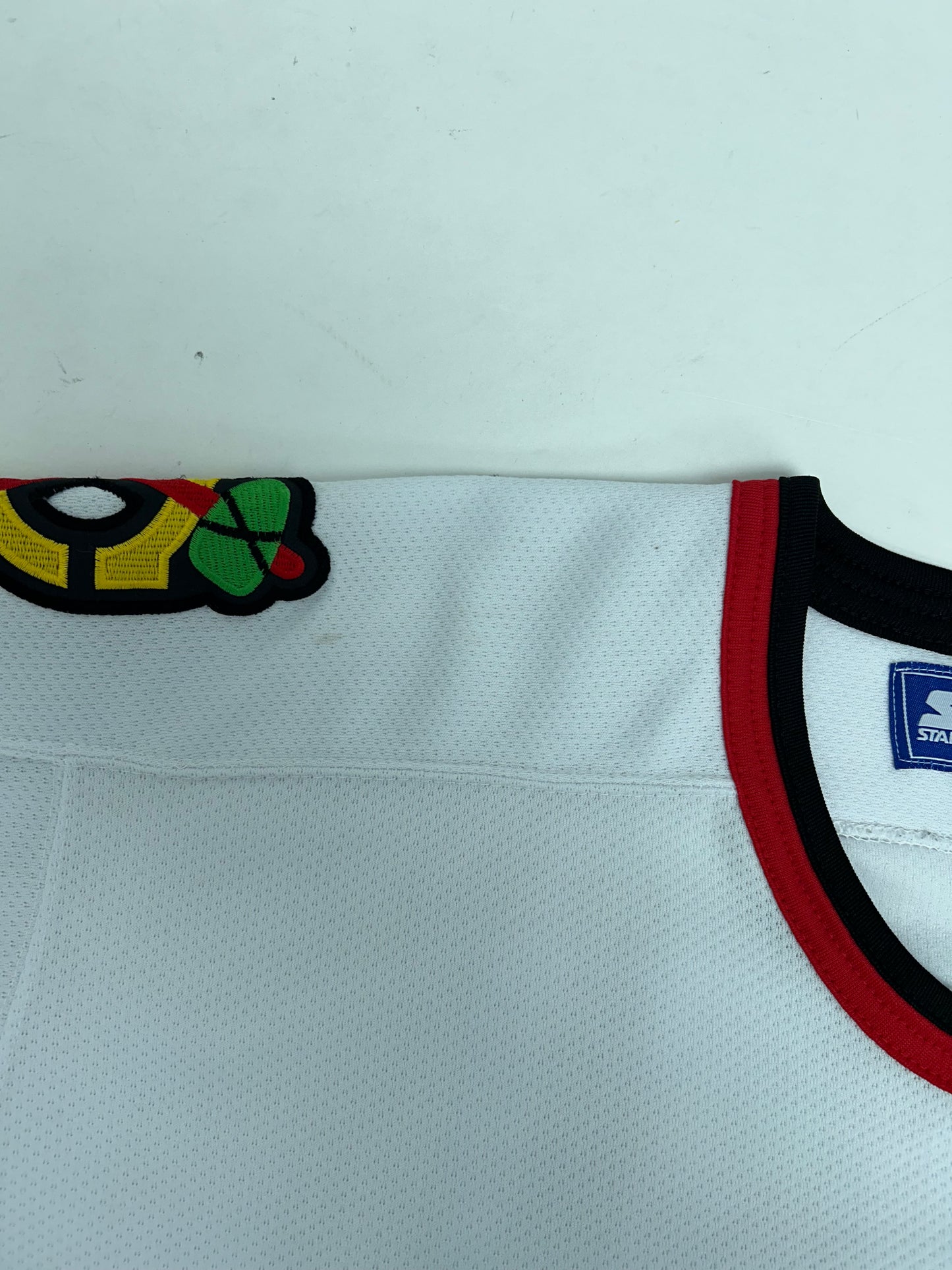 Vintage Starter NHL Chicago Blackhawks Jeremy Roenick Hockey Jersey Men’s Large 28x29.75 Inches