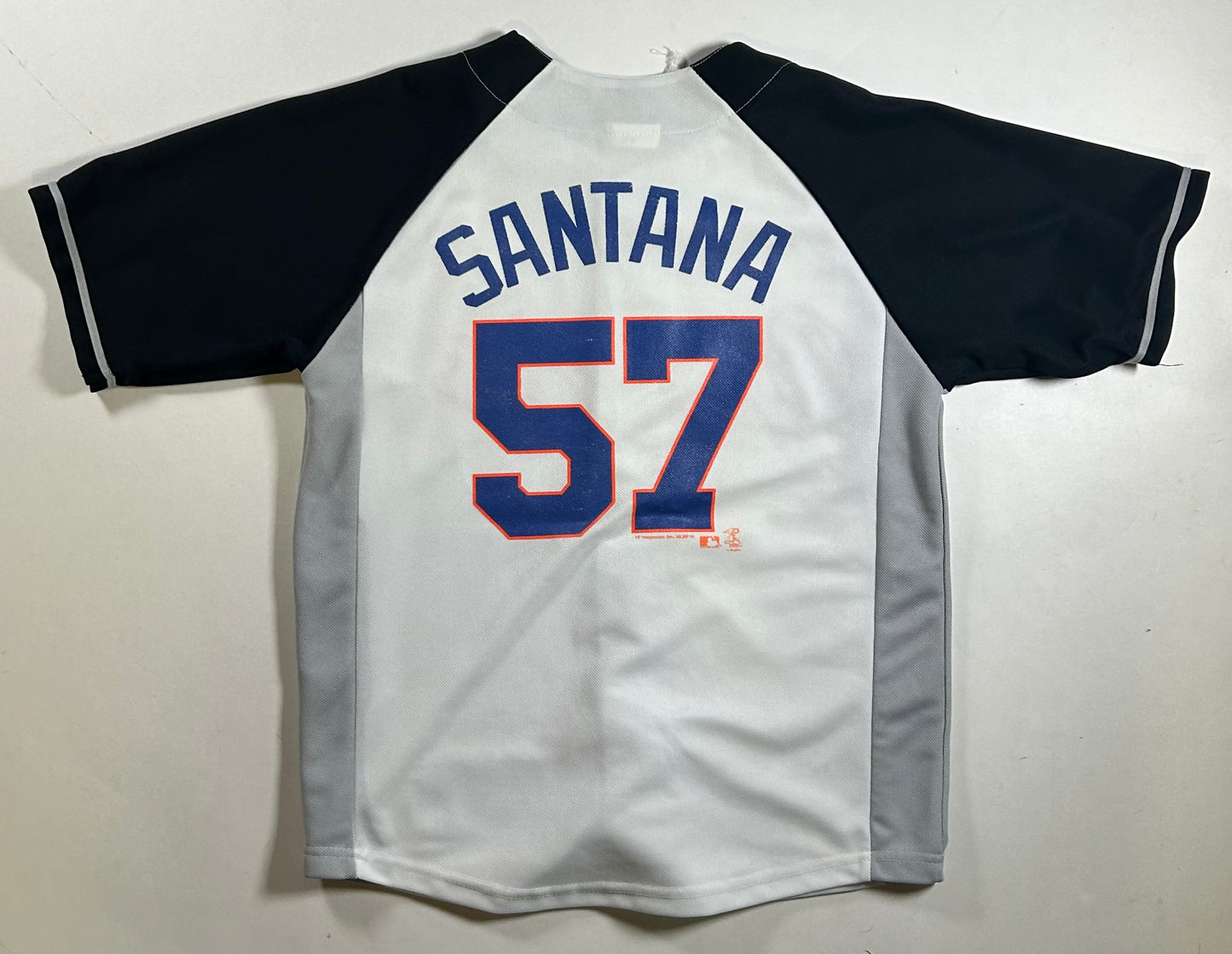 New York Mets Johan Santana Youth Medium 10/12 18.5x25 Inches Jersey Genuine MLB Merchandise