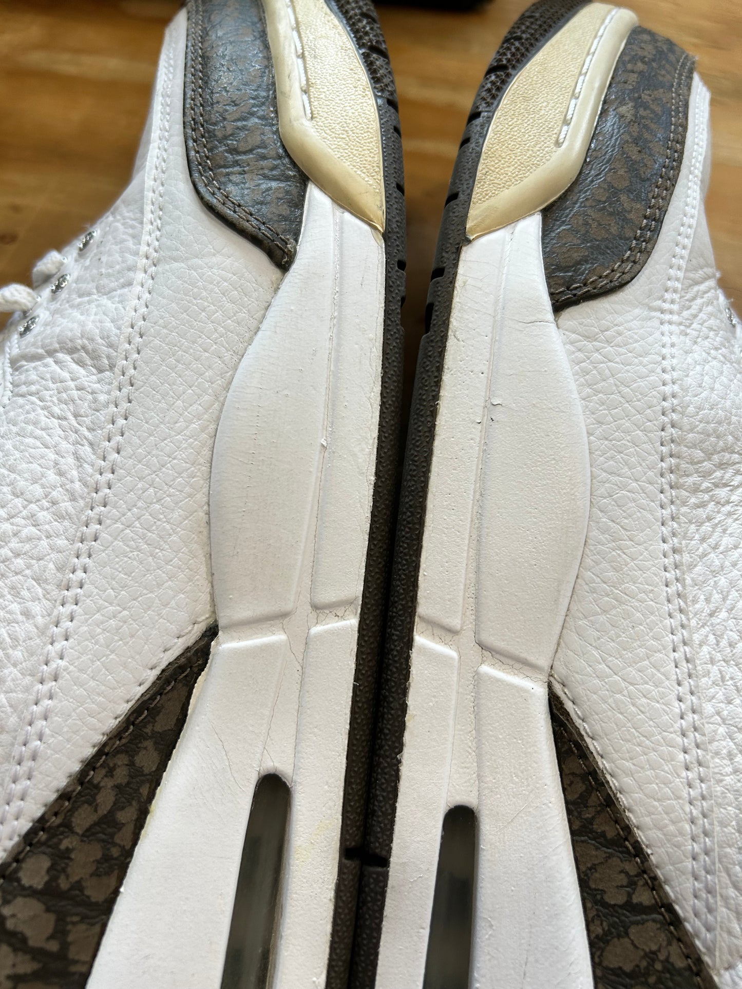 Air Jordan 3 Retro 2018 Mocha Size 10 With Box Used As Is Nike [136064 122]