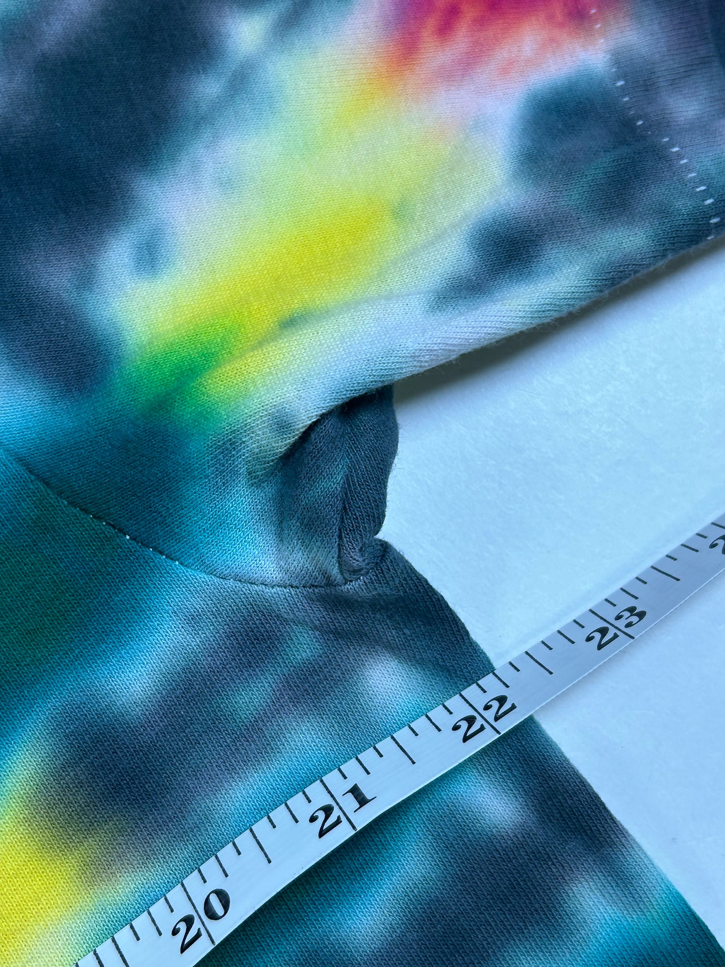 Vintage 1996 Grateful Dead Lithuania Basketball Team Tie Dye Tee USA Large 22.25x29.5 Inches