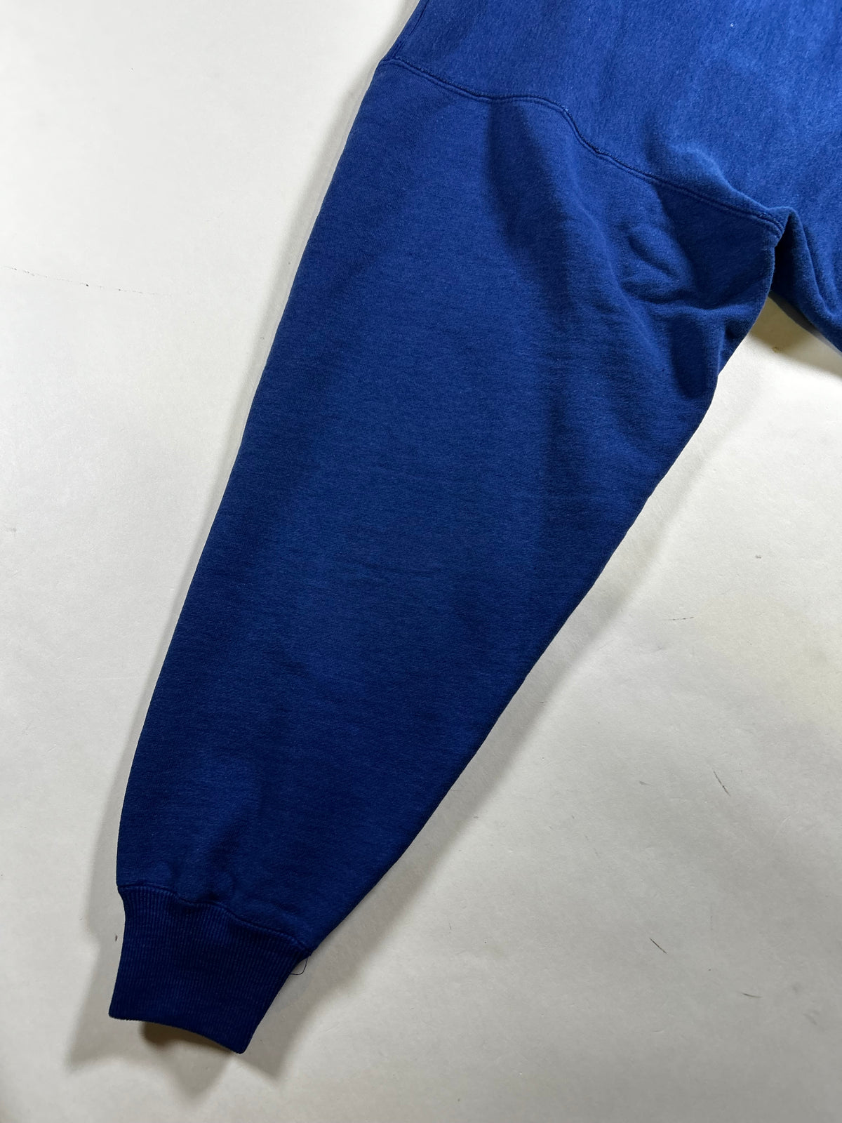 Vintage Logo 7 New York Giants NFL Crewneck Logo Sweatshirt Medium/Small Fit 23.5x25 Inches As Is Has Flaw On Shoulder