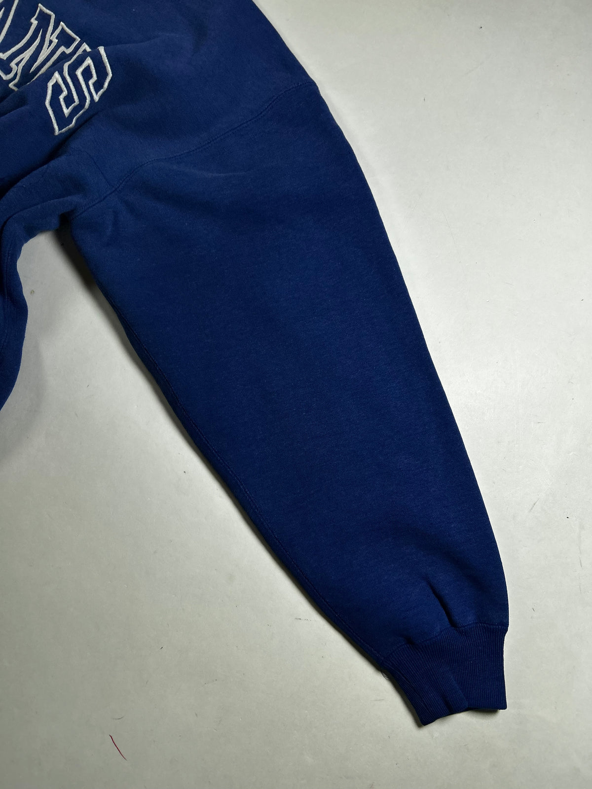 Vintage Logo 7 New York Giants NFL Crewneck Logo Sweatshirt Medium/Small Fit 23.5x25 Inches As Is Has Flaw On Shoulder