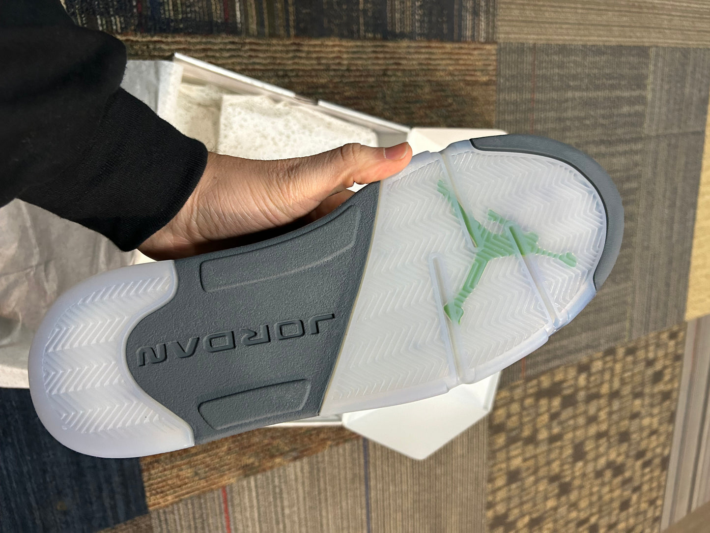 2022 Nike Air Jordan 5 Retro Green Bean 3M Size 13 DS Brand New