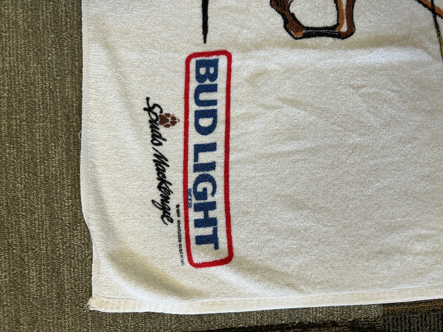 Vintage 1989 Meadowlands Bud light Beach/Pool Towel 100% Cotton About 29x56.25 Inches