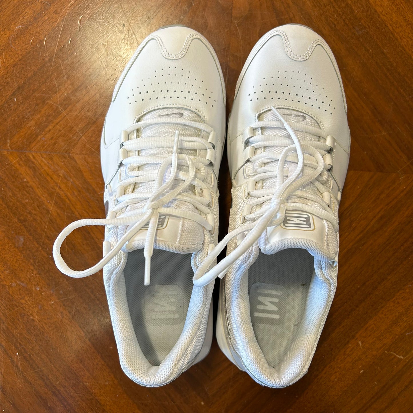 Nike Shox Avenue White 833584-100 2016 As Is No Box Good Condition