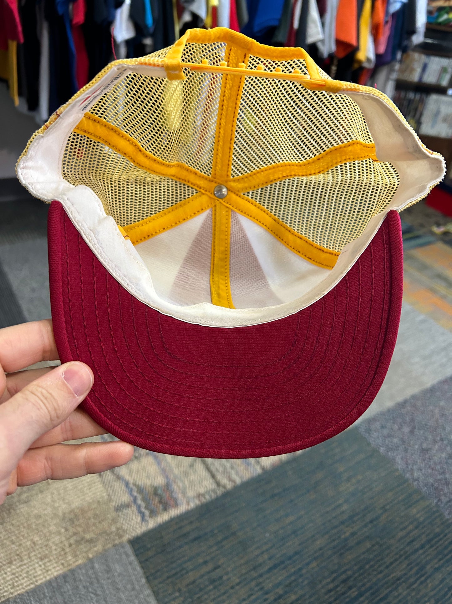 Vintage Washington Redskins NFL Team AJD Trucker SnapBack Hat USA Nylon