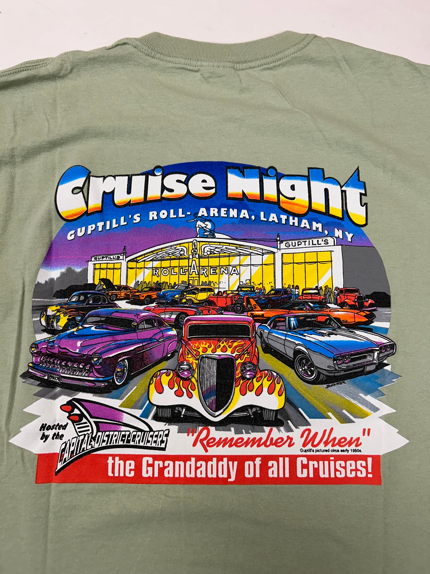 Vintage 2000s Cruise night Guptill’s Roll Arena Latham, NY Capital District Cruisers Car Event Tee Green Large 21.5x29.75 Inches