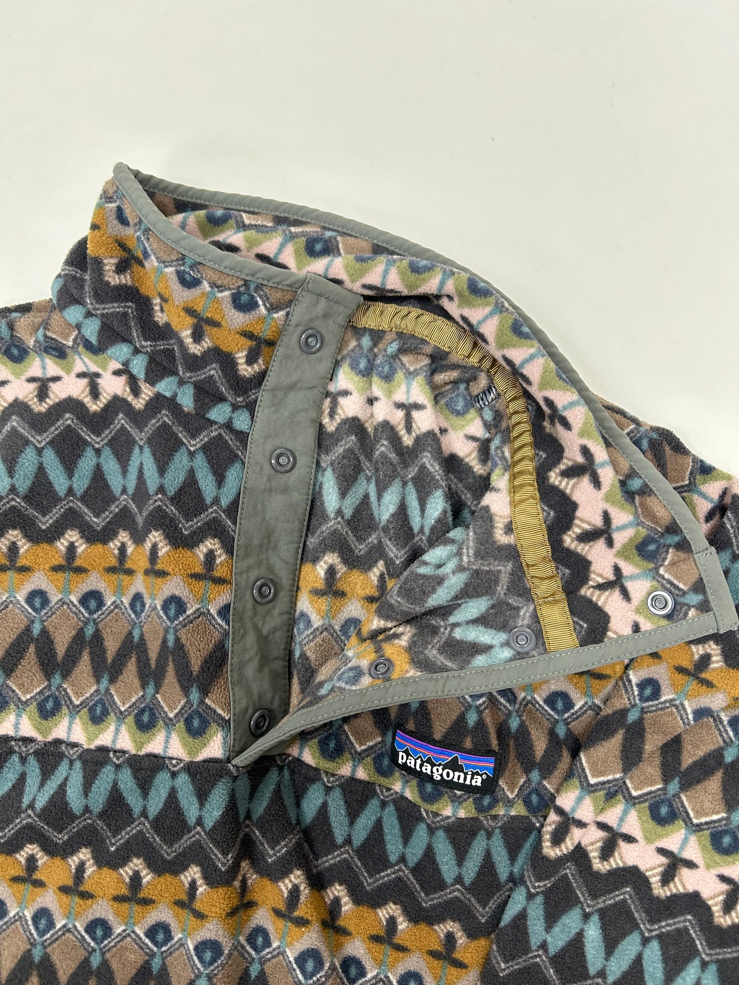 Patagonia Snap-T 1/4 Fleece Pullover Sweater Women’s  Medium 19.5x26 Inches CREG sty26020fa19