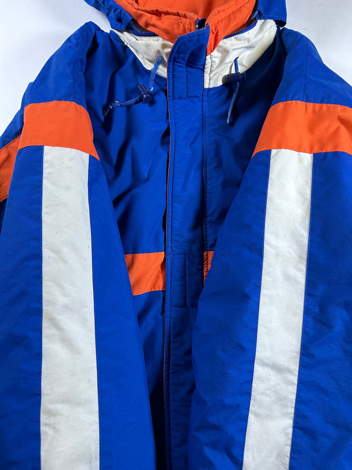 Vintage Starter New York Knicks Puffer Zip Up Packable Hood Jacket NYK XL 29x29.25 Inches As Is Has Stains 90s
