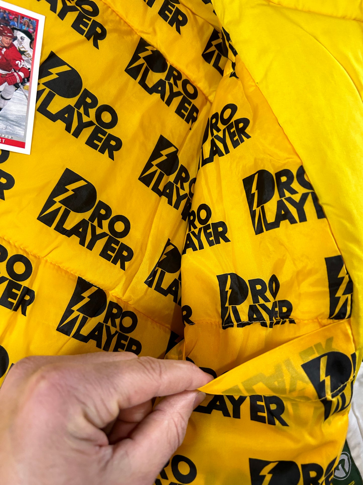 Vintage 90s Pro Player By Daniel Young Green Bay Packers NFL Zip Up Puffer Jacket Large 27.5x28 Inches As Is Has Wear