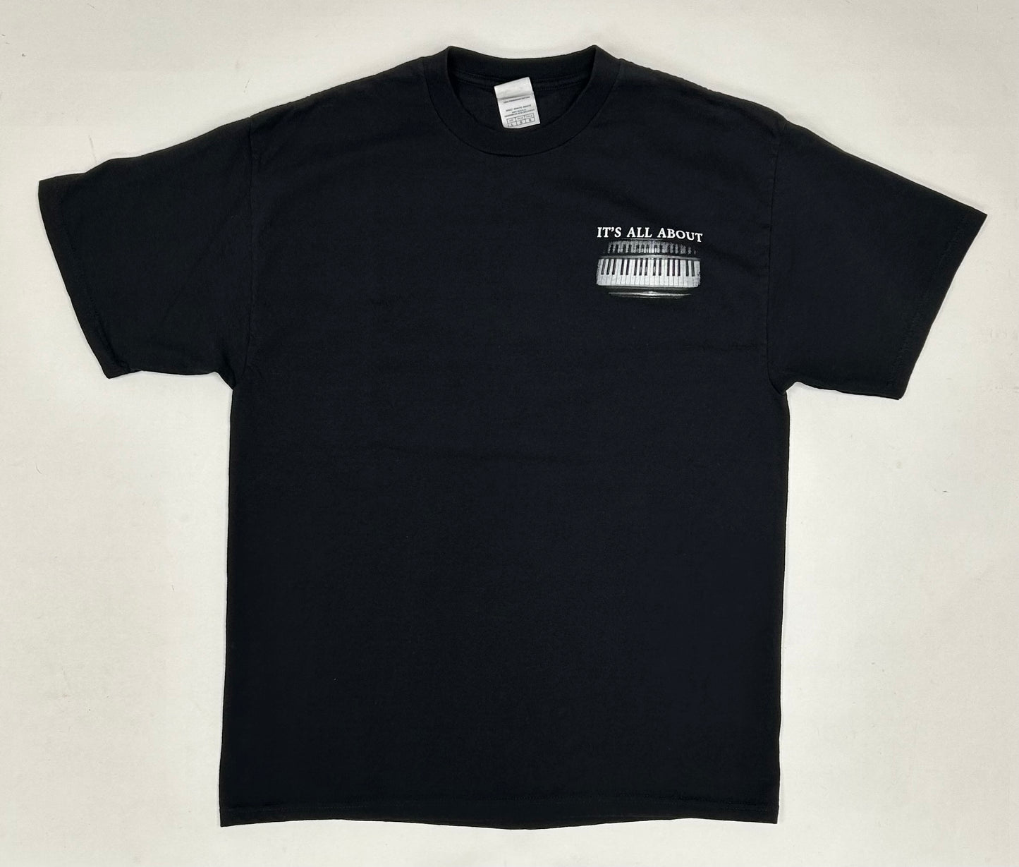2000s It's All About the Piano Short Sleeve Cotton T-Shirt Large Pianos 21x28.5 Inches