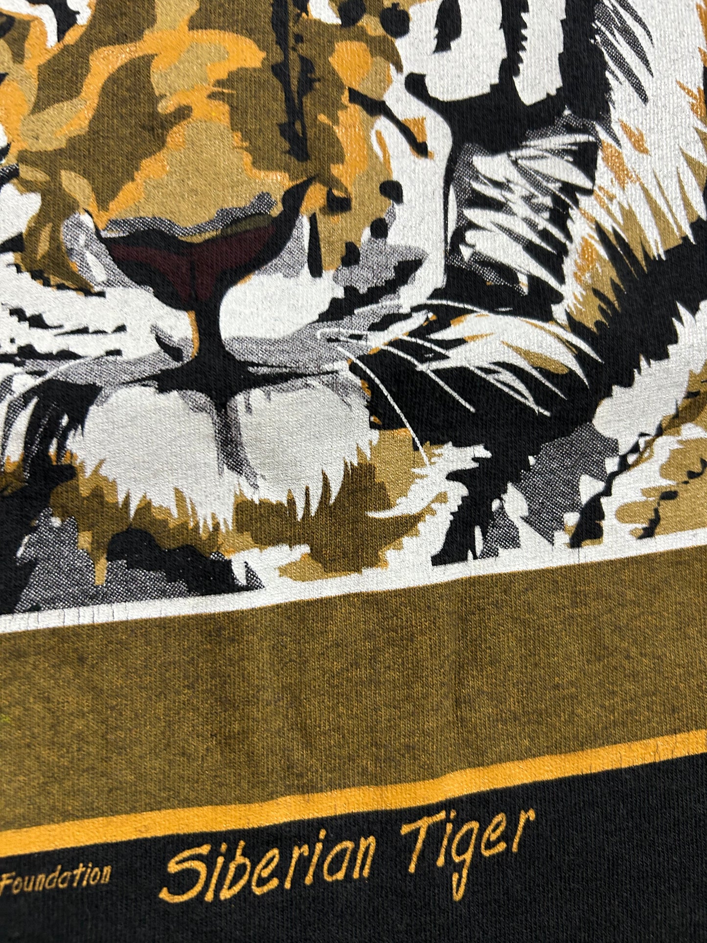 Vintage 1994 Siberian Tiger There Still Time Nature Animal Tee Large 22x29 Inches Made In USA