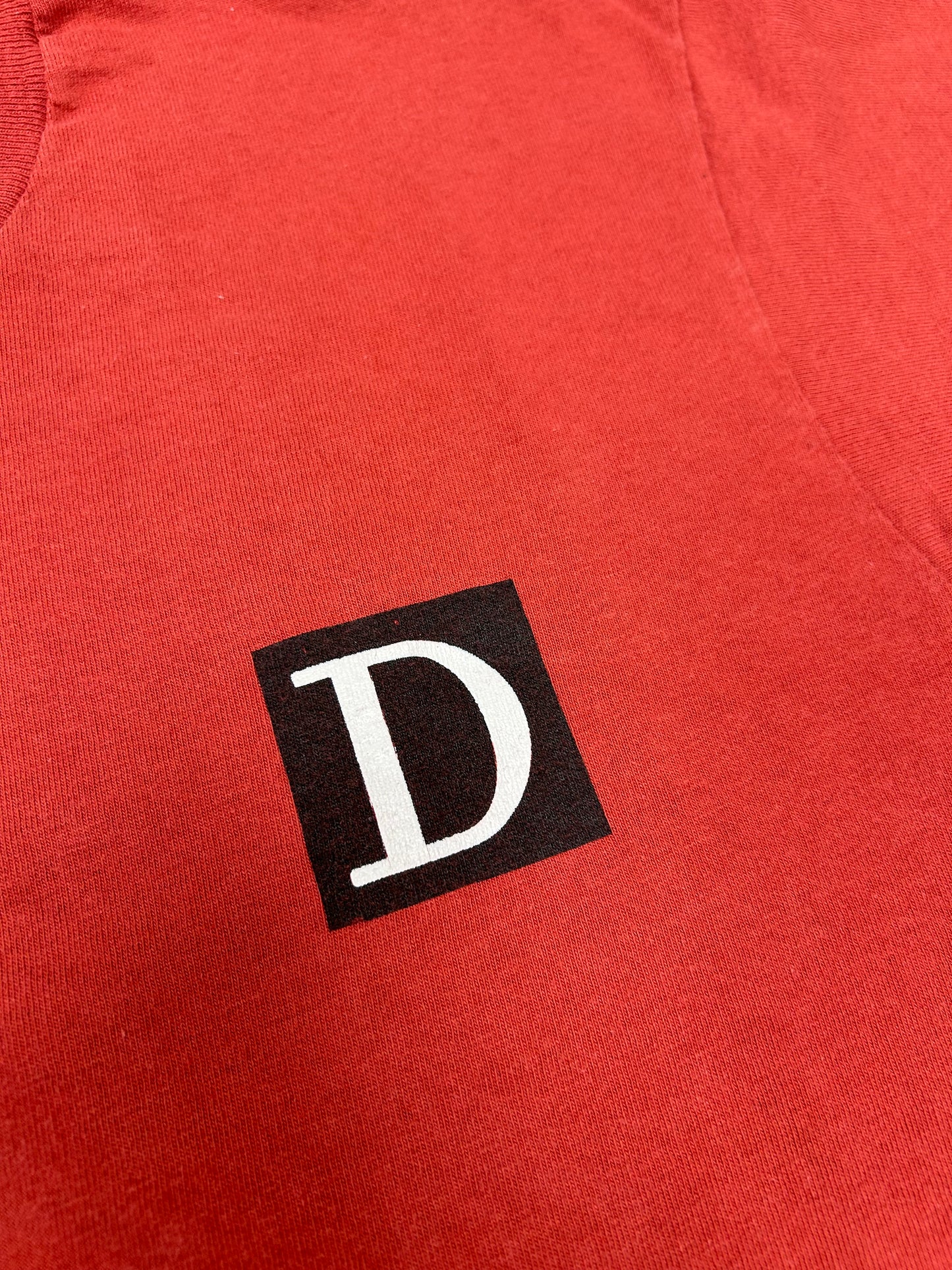 Vintage Dewar’s Scotch Alcohol Company Promo Shirt Large 21.25x28.5 Inches Tan USA