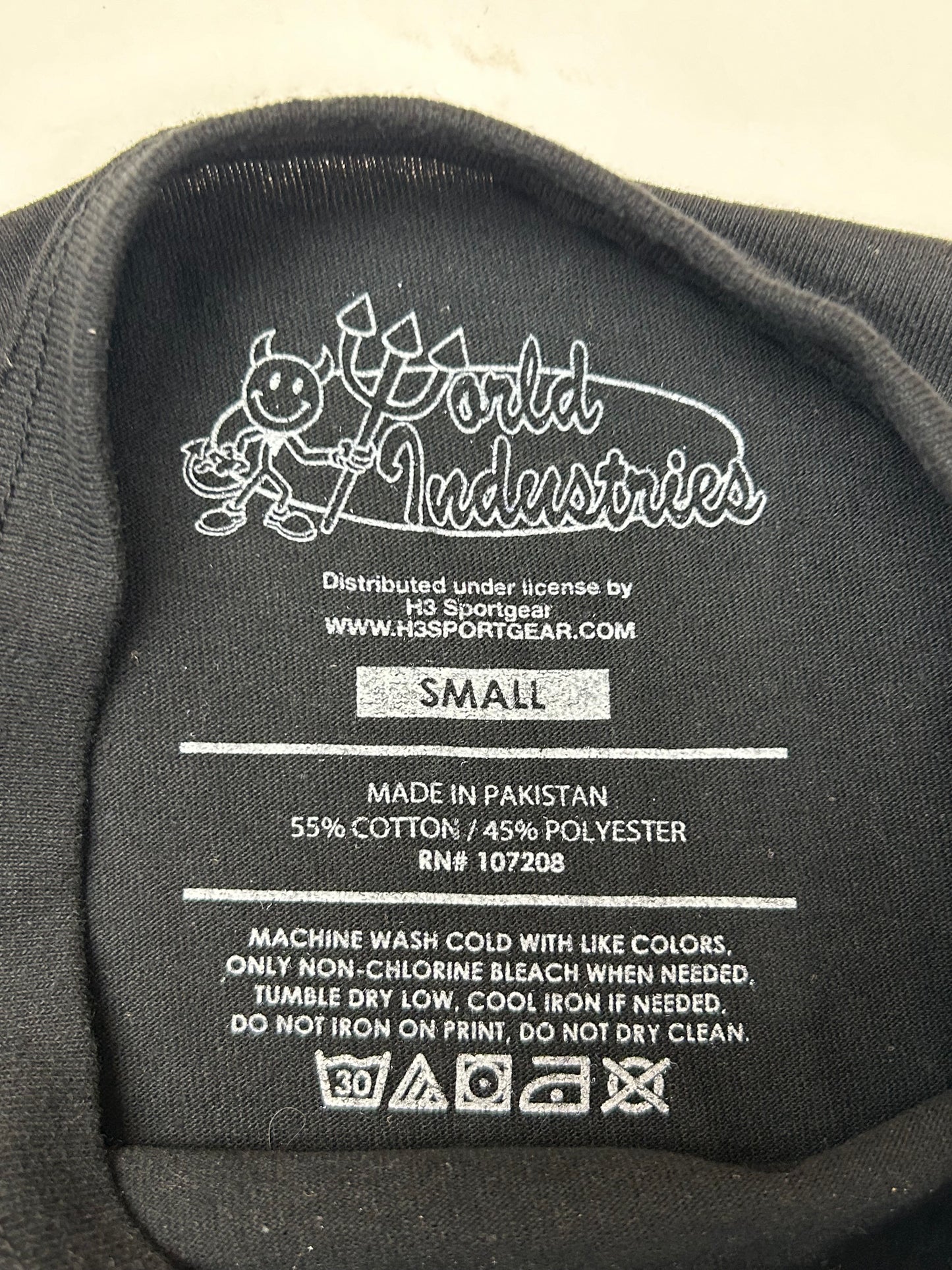 World Industries Devil Man Checkerboard Graphic Skate Tee Small 18.25x27.75 Inches