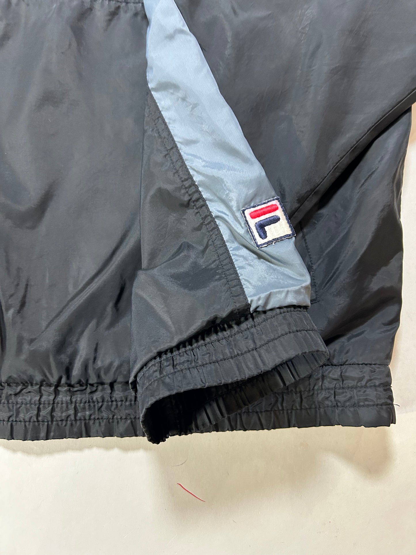 Vintage Fila 1/2 Zip Pullover Windbreaker Jacket Tagged Medium Can Fit Large 25.5x27.25 Inches