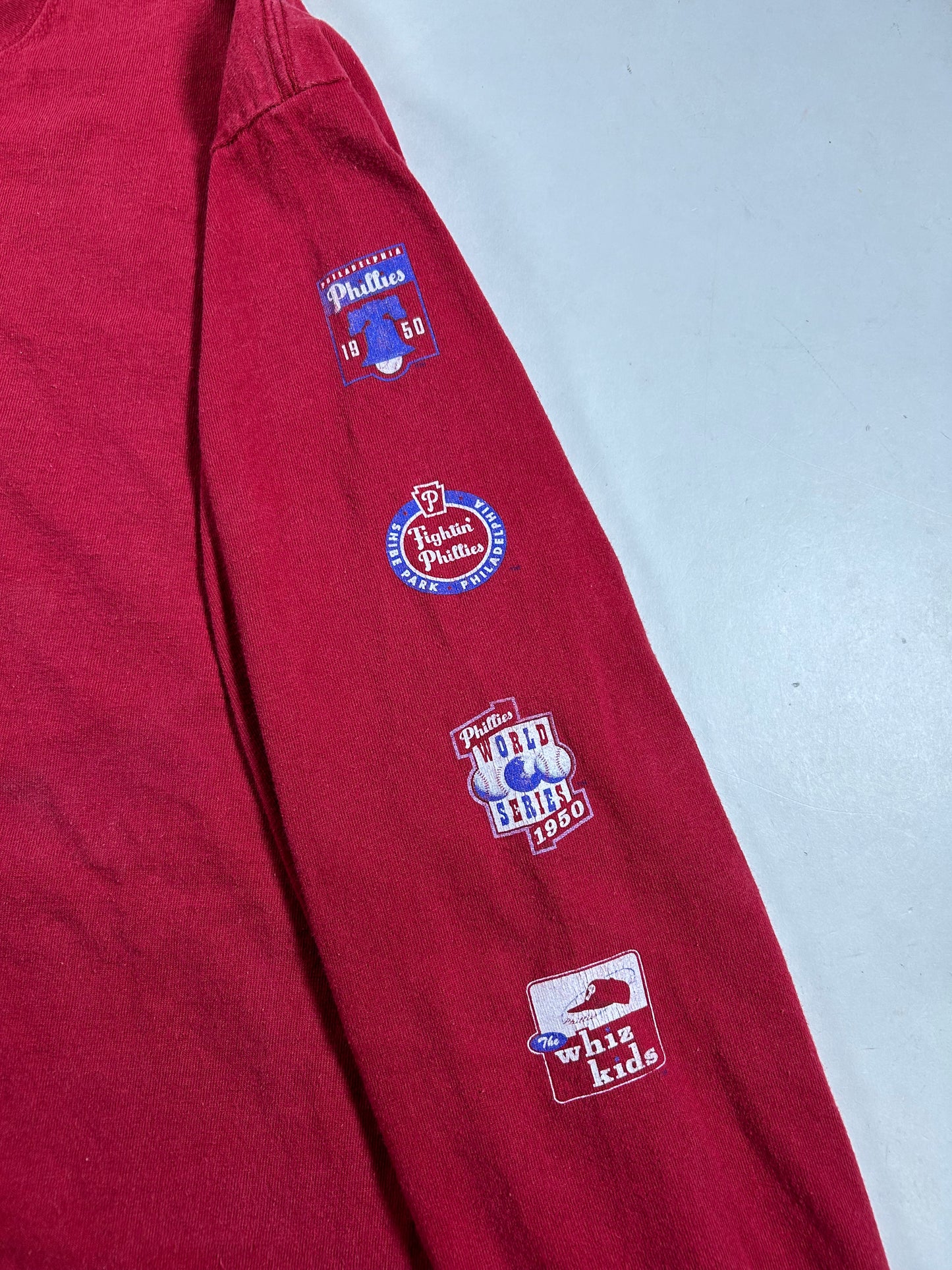 Vintage Majestic Cooperstown Collection Philadelphia Phillies MLB Long Sleeve Tee Large 21.75x28.75 Inches As Is Has Unstitching On Sleeve
