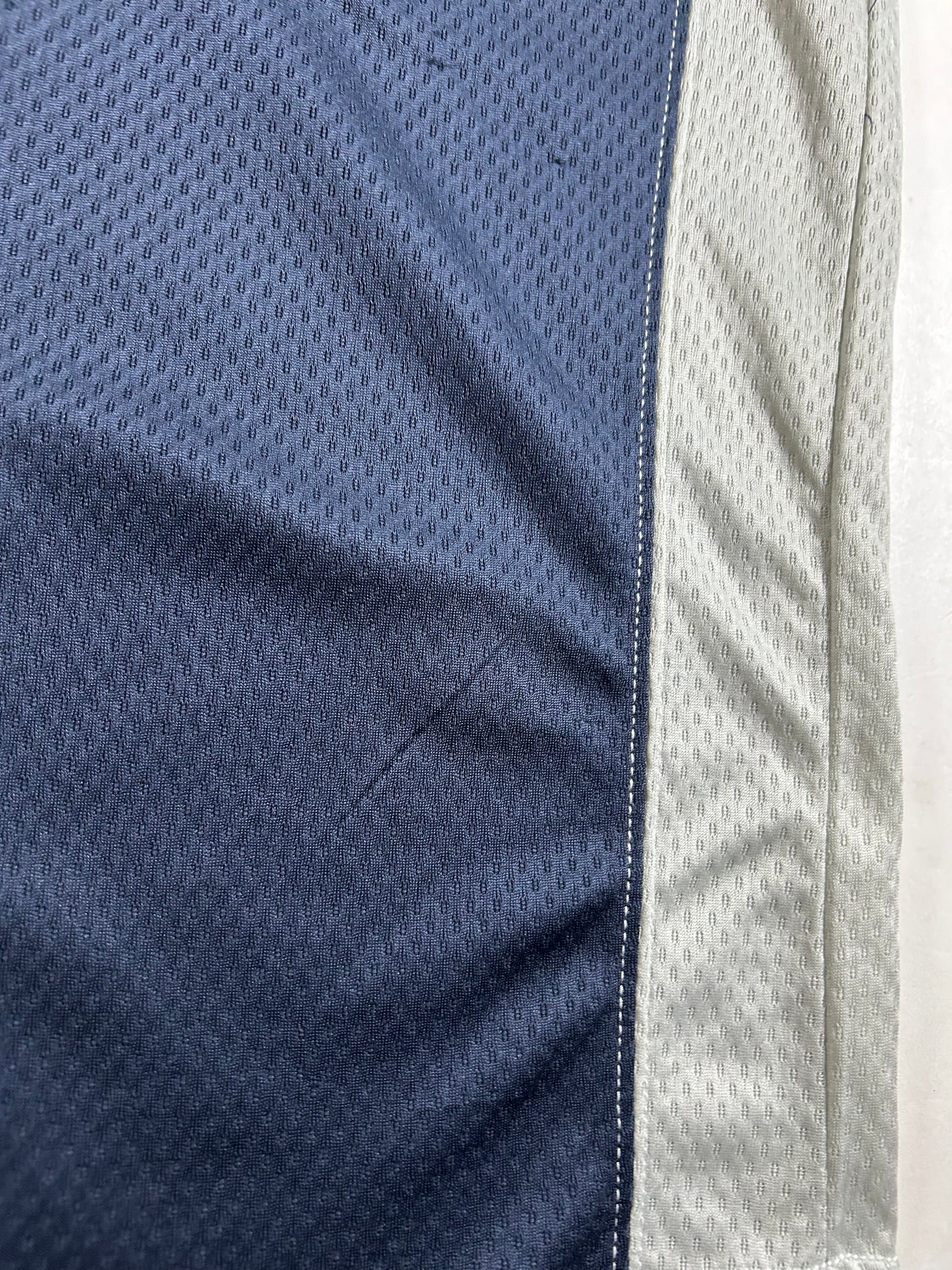 True Fan Genuine Merchandise New York Yankees Blank MLB Jersey Youth Large 19.5x26 Inches As Is Has Flaw