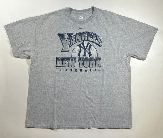 Majestic New York Yankees MLB Tee 2XL 25.25x30 Inches