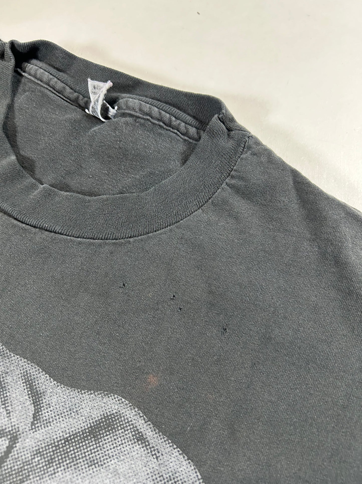 Vintage Busch Gardens Elephant Animal Graphic T-Shirt Fits Medium 19.75x28 Inches As Is Has Wear & Pin Holes Great Fade